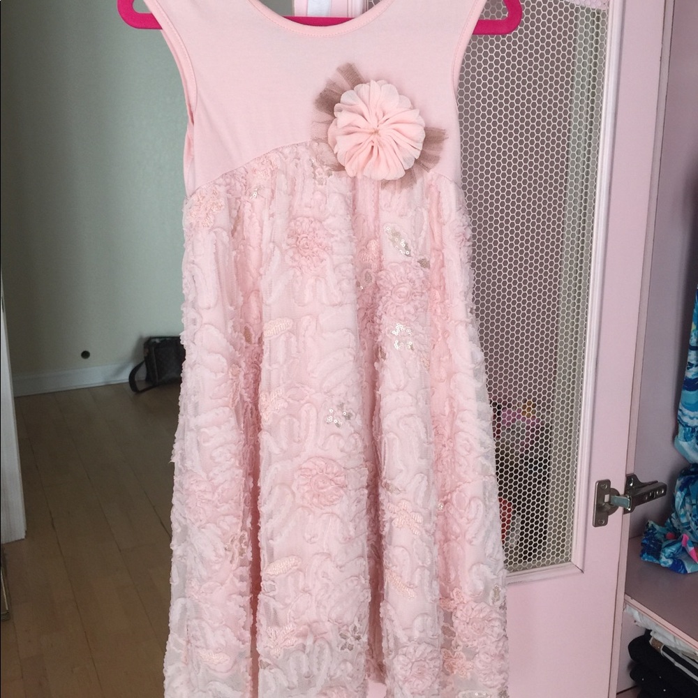 Beautiful detailed Cachcach girls dress